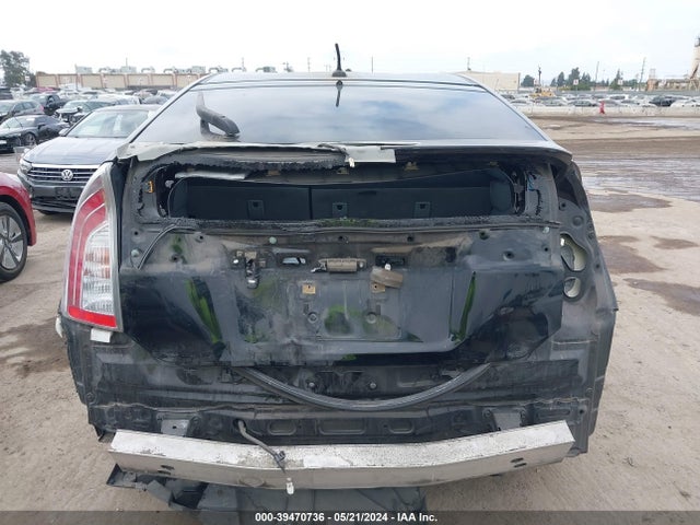 Toyota Prius Three 2015 JTDKN3DU9F1902559 Image 16