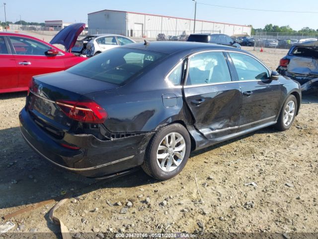1VWAT7A3XHC047833 Volkswagen Passat 1.8t S