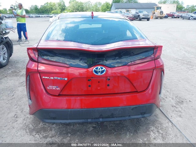 Toyota Prius Prime Premium 2018 JTDKARFP2J3072638 Image 16
