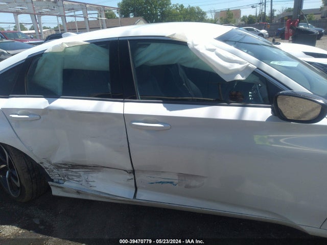 Honda Accord Sport 2018 1HGCV1F30JA120318 Image 13