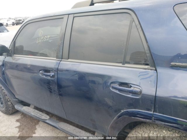 JTEZU5JR7L5218557 Toyota 4RUNNER SR5