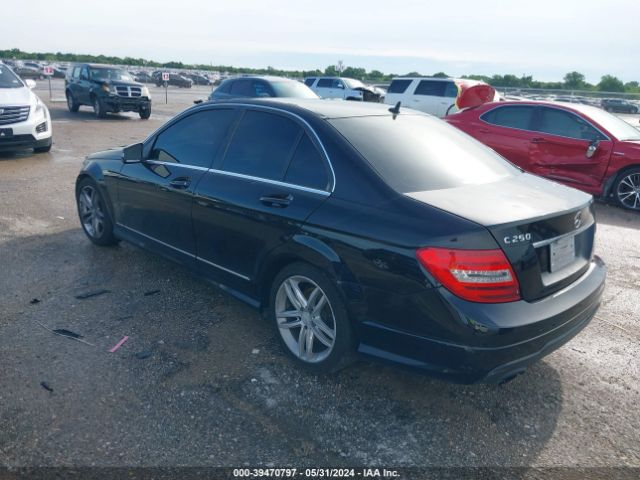 WDDGF4HB9EA933140 Mercedes-Benz C 250 Luxury/sport
