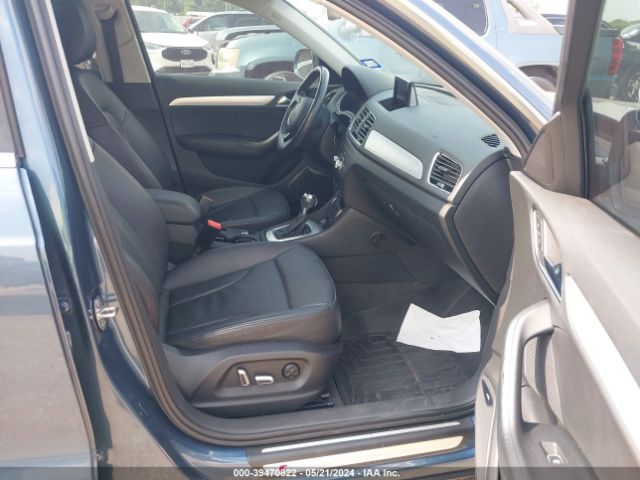 WA1GFCFS2GR010598 Audi Q3 2.0t Premium Plus