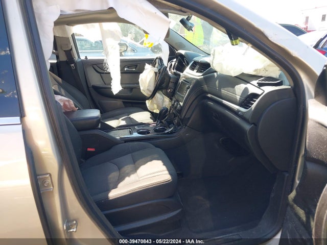 Chevrolet Traverse 1lt 2015 1GNKRGKD4FJ356212 Image 5