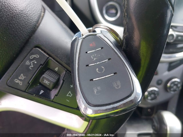 Chevrolet Sonic Premier Auto 2017 1G1JF5SB2H4117980 Image 11