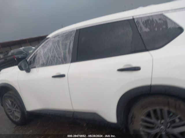 5N1AT3AA1MC846061 Nissan Rogue S Fwd