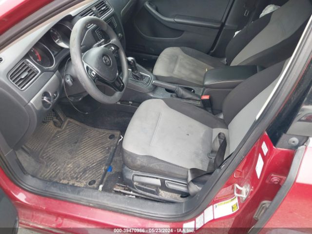 3VW2B7AJ7HM255947 Volkswagen Jetta 1.4t S
