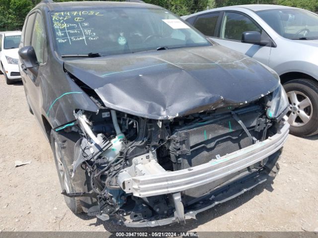 2C4RC1BG2HR660492 Chrysler Pacifica Touring-l