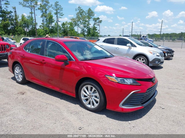 Toyota CAMRY LE 2024 4T1C11AK0RU198709 zdjęcie główne