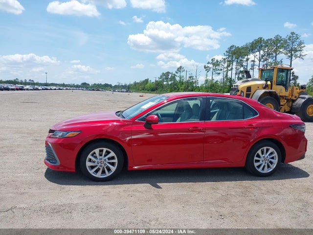 Toyota CAMRY LE 2024 4T1C11AK0RU198709 Image 14