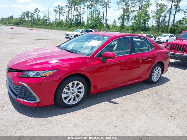 Toyota CAMRY LE 2024 4T1C11AK0RU198709 Image 2