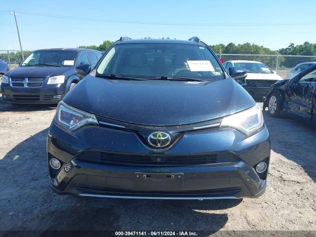 2T3DFREV7HW691592 Toyota Rav4 Platinum