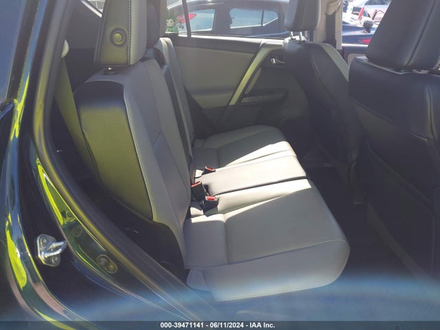2T3DFREV7HW691592 Toyota Rav4 Platinum