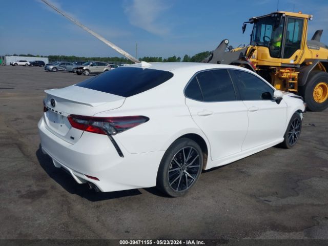 4T1G11AK2MU566964 Toyota CAMRY SE