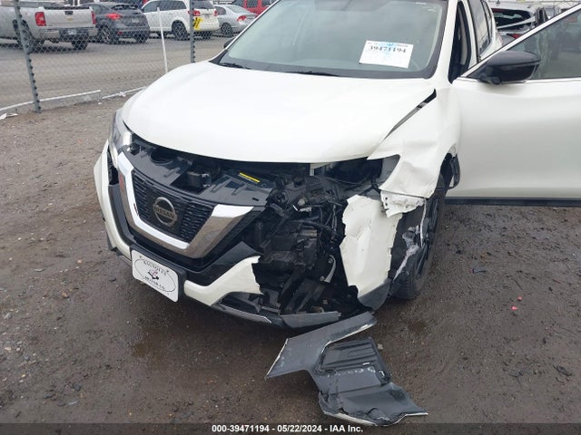Nissan ROGUE SV 2017 5N1AT2MT8HC840609 Image 6