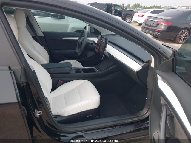 5YJ3E1EA1MF982828 Tesla Model 3 Standard Range Plus Rear-wheel Drive