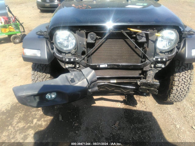 1C4HJXDN8LW162782 Jeep Wrangler Unlimited Sport Altitude 4x4