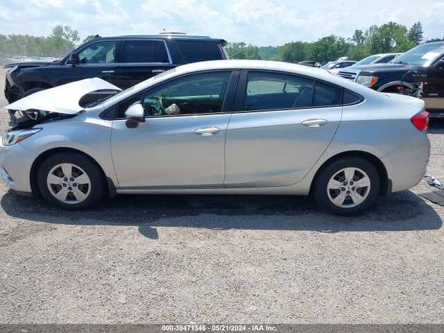 Chevrolet Cruze Ls Auto 2018 1G1BC5SM6J7244041 Image 15