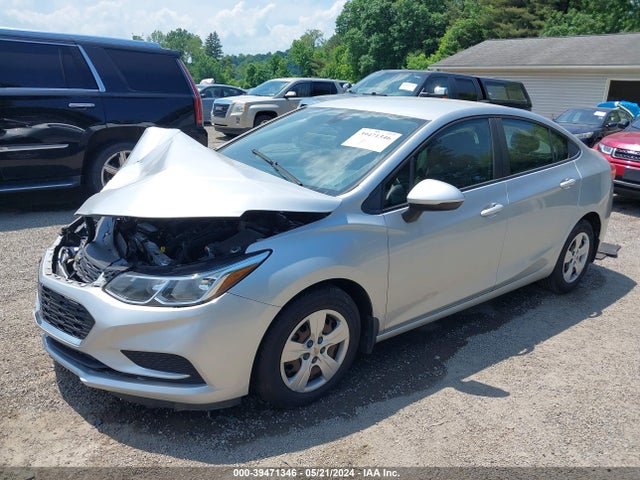 Chevrolet Cruze Ls Auto 2018 1G1BC5SM6J7244041 Image 2