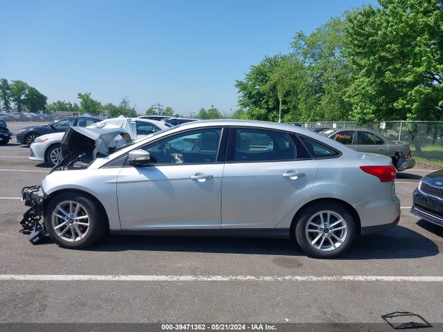Ford FOCUS SE 2016 1FADP3F2XGL271931 Image 14