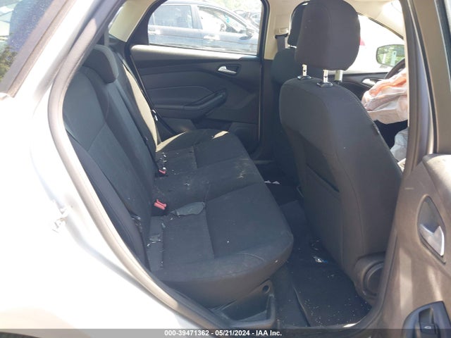Ford FOCUS SE 2016 1FADP3F2XGL271931 Image 8