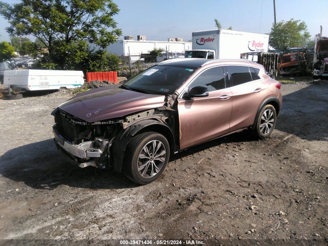 Infiniti Qx30 Premium 2017 SJKCH5CRXHA019641 Image 2