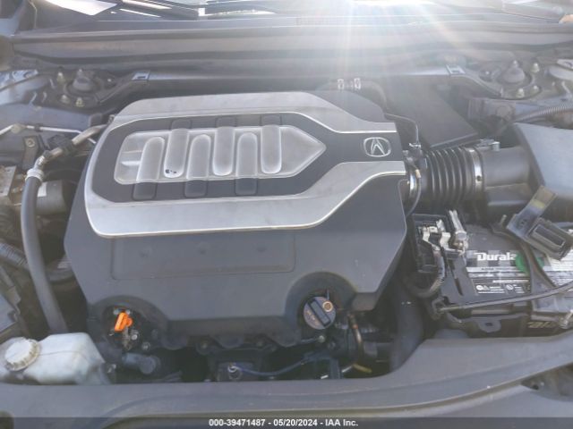 JH4KC1F37EC003330 Acura RLX
