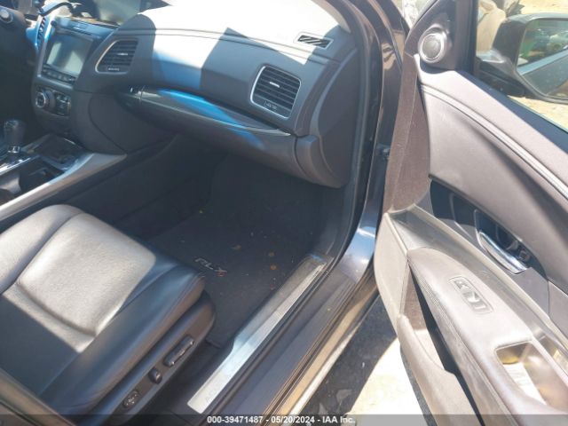 JH4KC1F37EC003330 Acura RLX