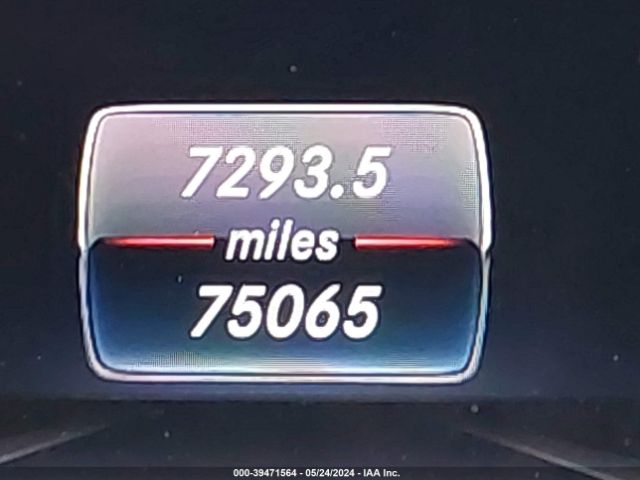 4JGDF6EE8HA977282 Mercedes-Benz Gls 450 4matic