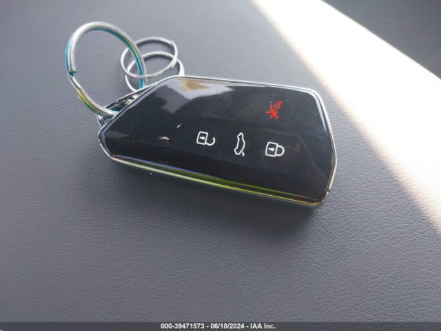 1V2WNPE89PC035923 Volkswagen Id.4 Awd Pro S