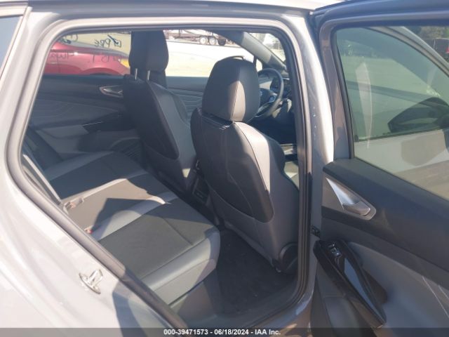 1V2WNPE89PC035923 Volkswagen Id.4 Awd Pro S
