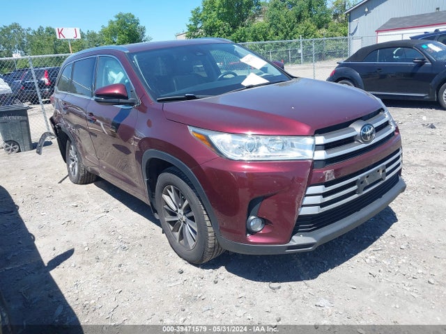 Toyota Highlander Xle 2018 5TDJZRFH1JS900836 главное изображение