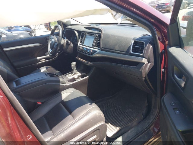 Toyota Highlander Xle 2018 5TDJZRFH1JS900836 Image 5