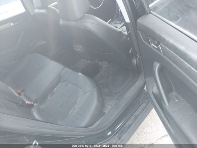 1VWAS7A33FC122288 Volkswagen Passat 1.8t Limited Edition