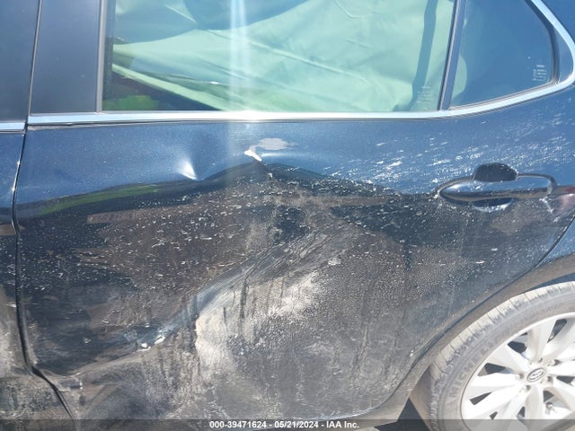 Toyota CAMRY LE 2018 JTNB11HK8J3047144 Image 18