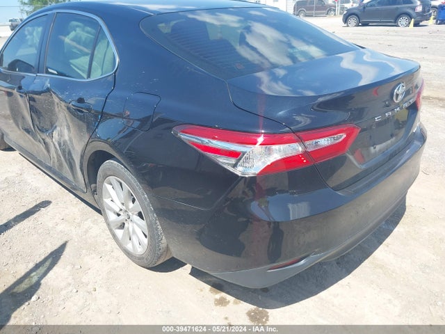 Toyota CAMRY LE 2018 JTNB11HK8J3047144 Image 3