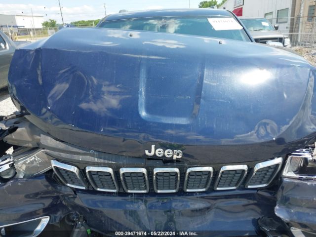 1C4RJEBG2HC605899 Jeep Grand Cherokee Limited 4x2