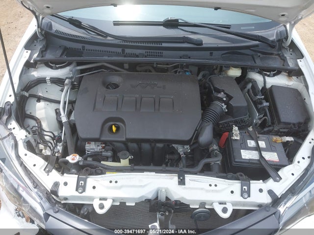 Toyota COROLLA LE 2018 5YFBURHE2JP805202 Image 10