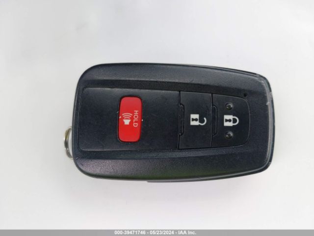 JTDKAMFU7N3160521 Toyota Prius L