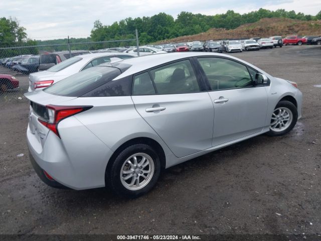 JTDKAMFU7N3160521 Toyota Prius L