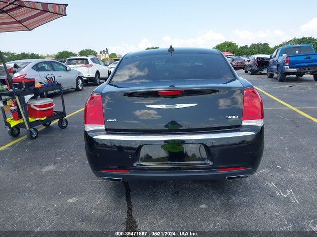 Chrysler 300 Anniversary Edition 2016 2C3CCARG8GH329260 Image 16