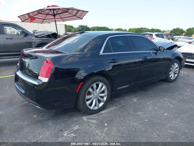 Chrysler 300 Anniversary Edition 2016 2C3CCARG8GH329260 Image 4