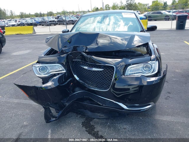 Chrysler 300 Anniversary Edition 2016 2C3CCARG8GH329260 Image 6