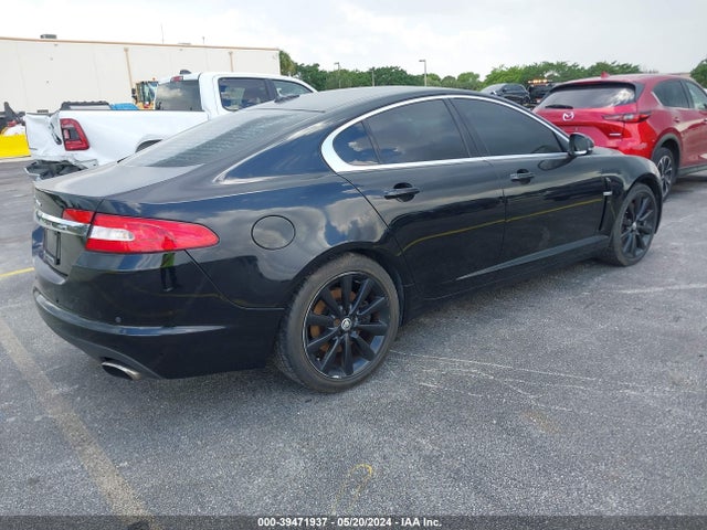 2011 JAGUAR XF SAJWA0GBXBLS01888 Photo 3