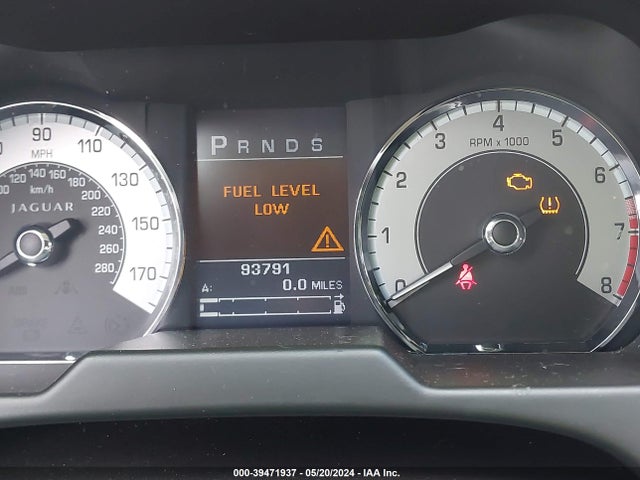 2011 JAGUAR XF SAJWA0GBXBLS01888 Photo 6