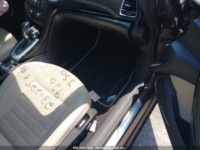 W04WH3N52HG093075 Buick Cascada Premium