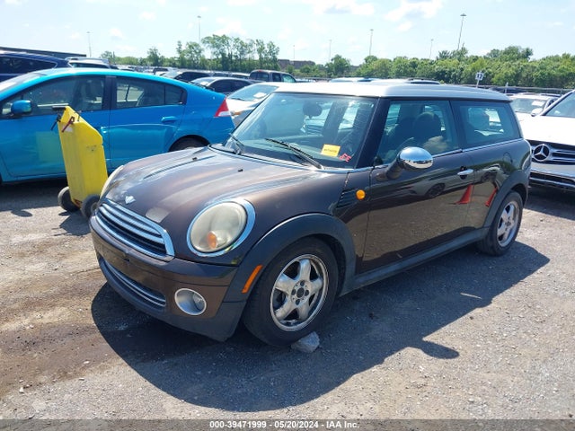 2008 MINI COOPER CLUBMAN WMWML33528TN67920 Photo 1