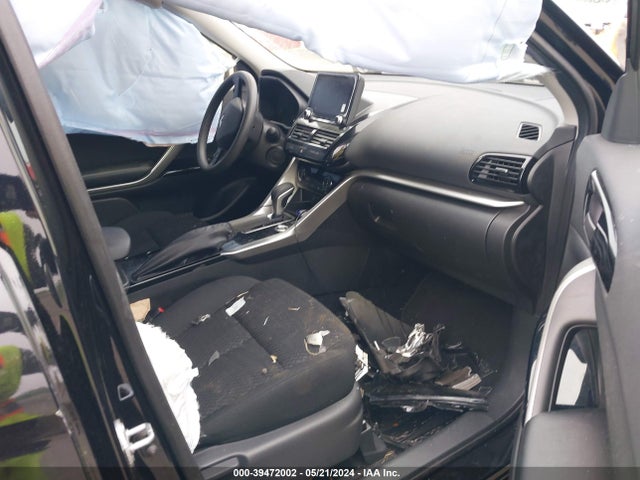 2024 MITSUBISHI ECLIPSE CROSS JA4ATVAAXRZ047362 Photo 4