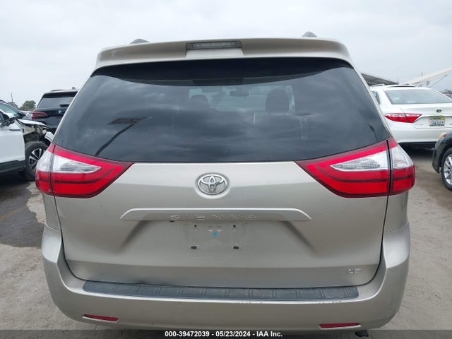 Toyota Sienna Le 8 Passenger 2017 5TDKZ3DC5HS829689 Image 17