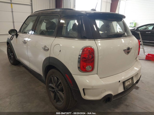 2013 MINI COUNTRYMAN WMWZC3C56DWP21561 Photo 2